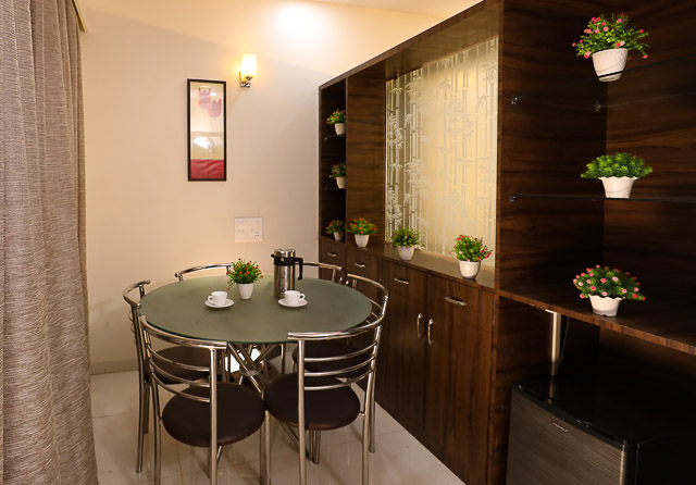 Luxurious Suite AC 4