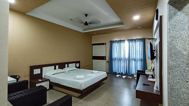 VIP Suite AC