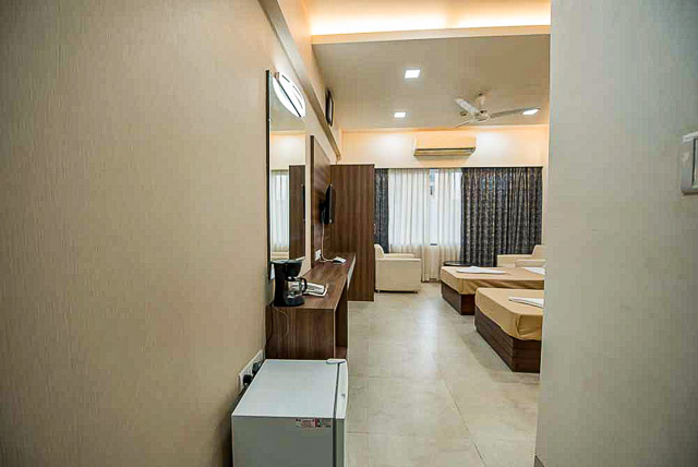 Deluxe Room AC 2