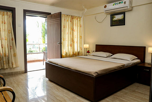 Premier Room - Garden View 3
