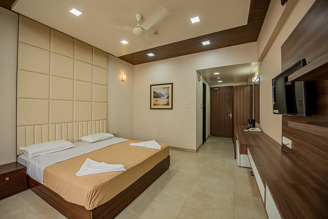 Luxury Room AC 2