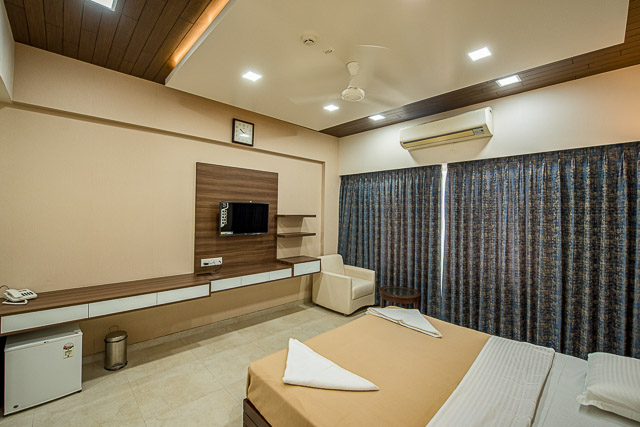 Luxury Room AC 5
