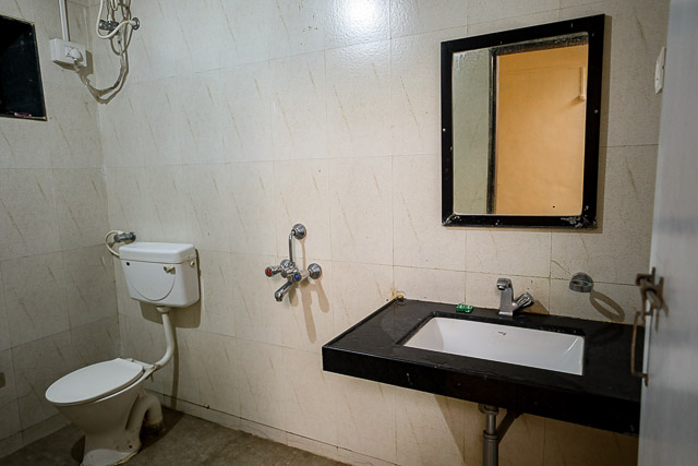 C Deluxe Room Non AC 3