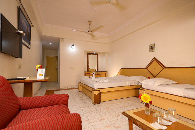 Standard Room AC (3 Beded) 4