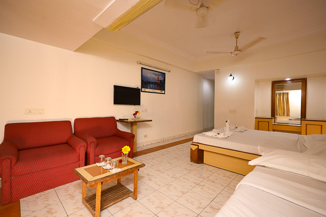 Standard Room AC (3 Beded) 3