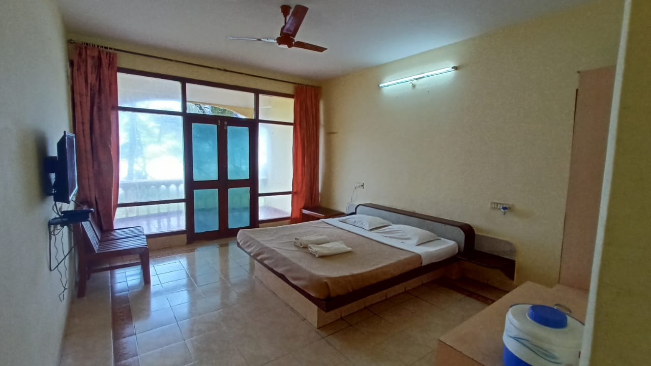 Deluxe Room Non AC Sea View