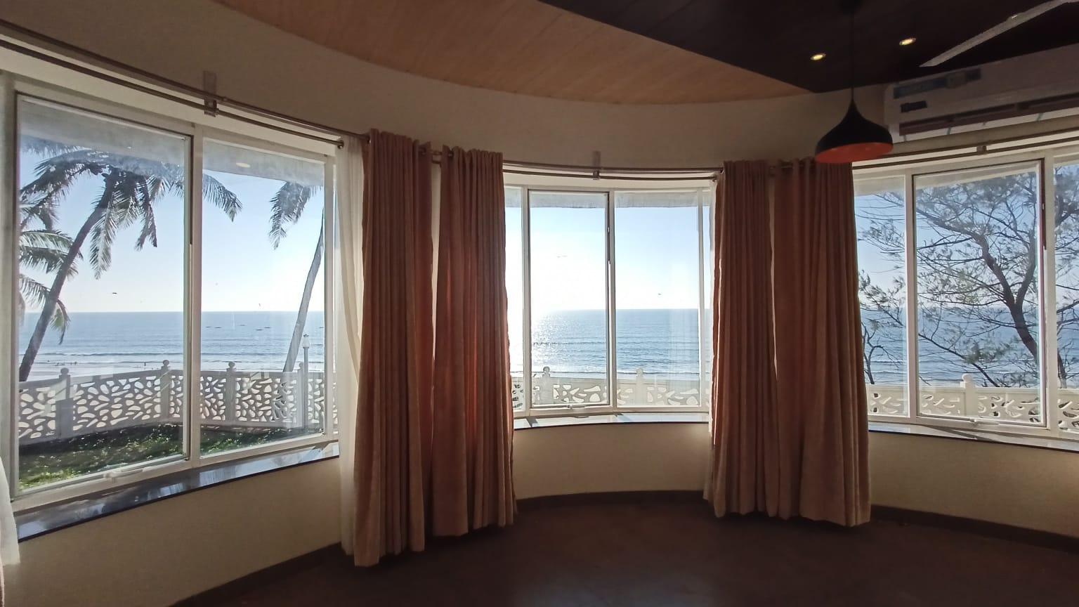 Sea Villa with Panorama Deck 3