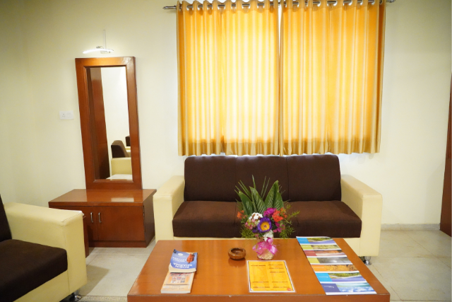 Royal Family Room AC 4