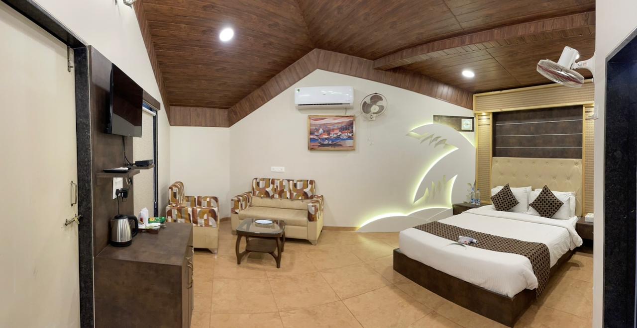 Kokani Hut Room 3