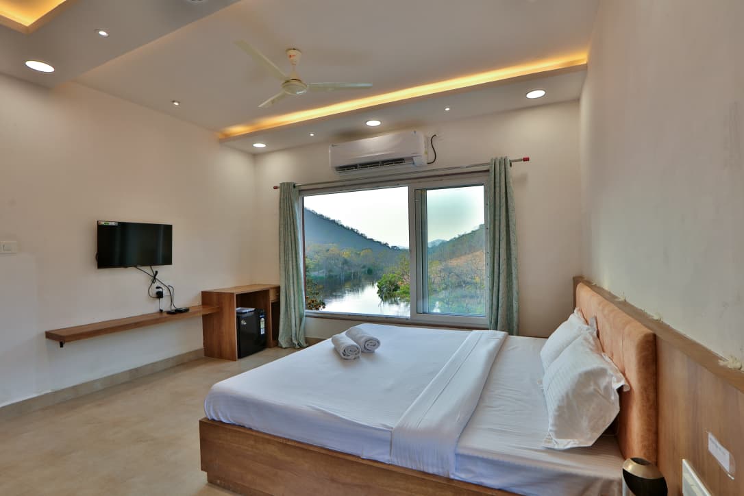 Deluxe Suite AC