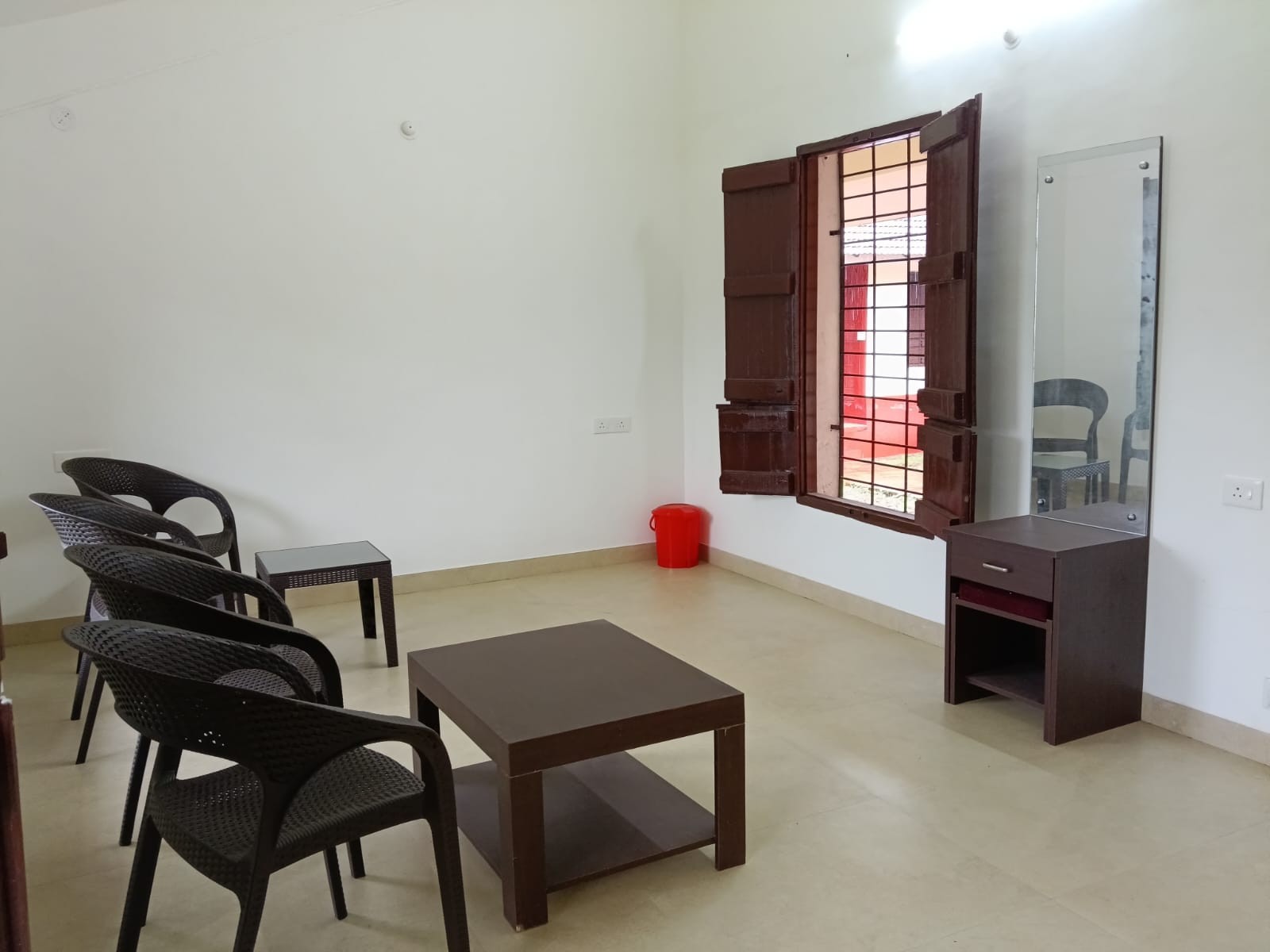 Deluxe Room Non AC 3