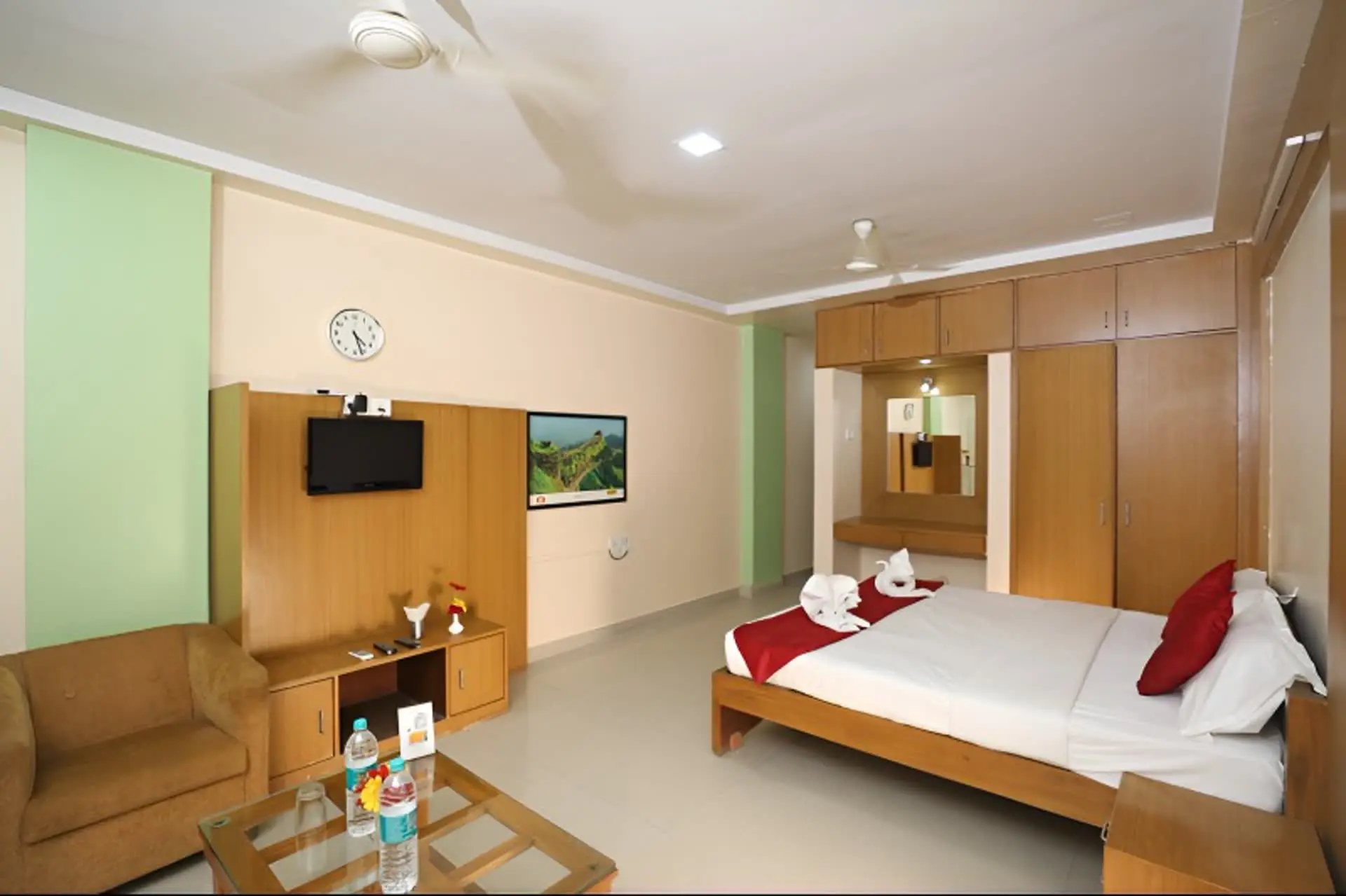 MTDC The Pilgrims Inn Shirdi gallery 4