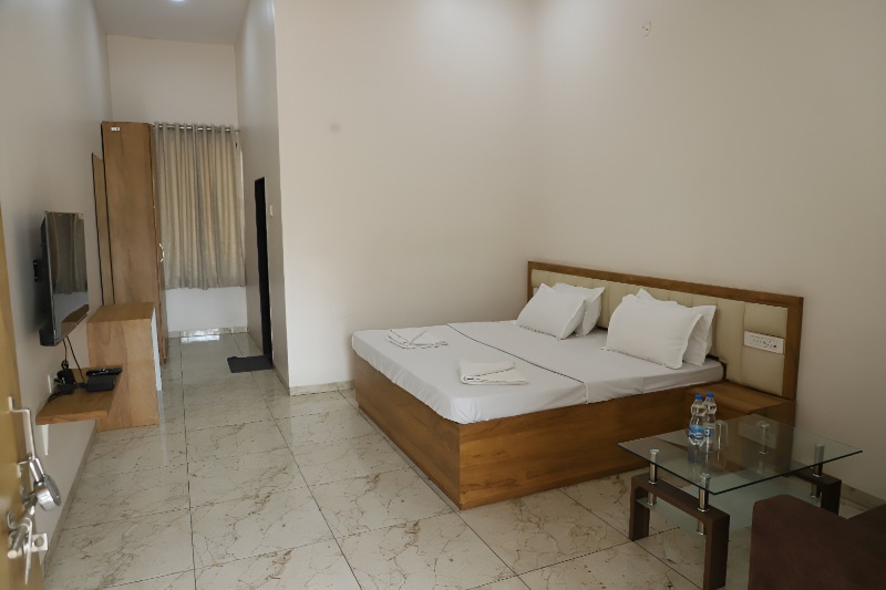 Deluxe Non AC Rooms 4
