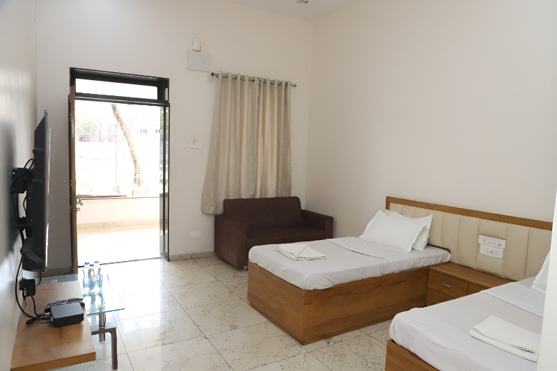 Deluxe Non AC Rooms 2